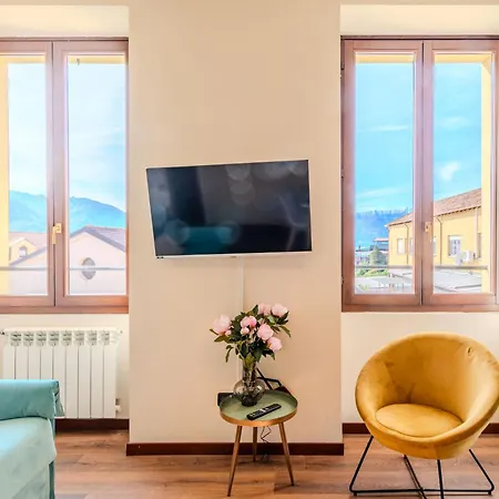 Piazza San Giuseppe-2 By Interhome *