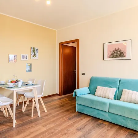 Piazza San Giuseppe-2 By Interhome Daire *